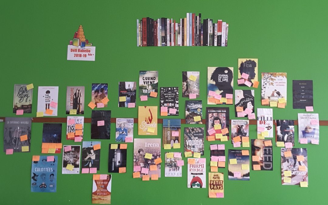 Des post-its et des livres